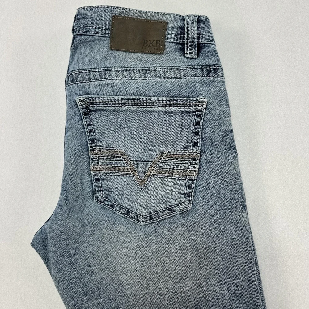 BKE Alec Jeans Mens 30x30 Blue Straight Stretch Denim Light Wash Casual Prep